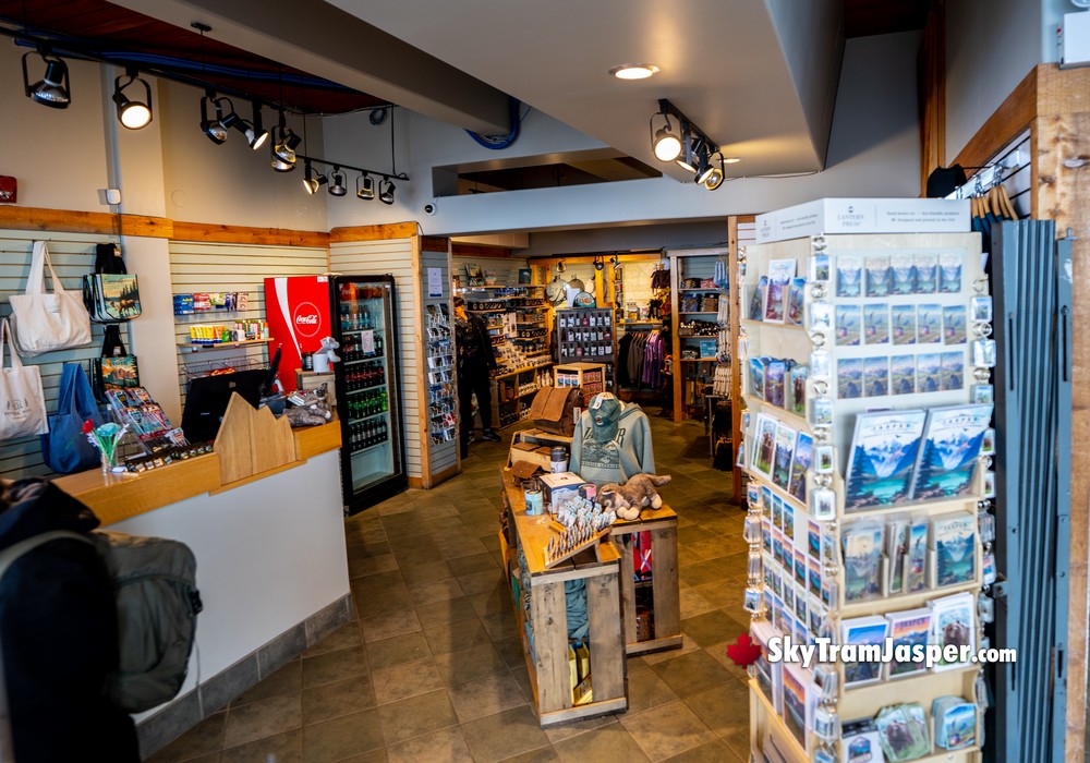Enter Upper Terminal Gift Shop